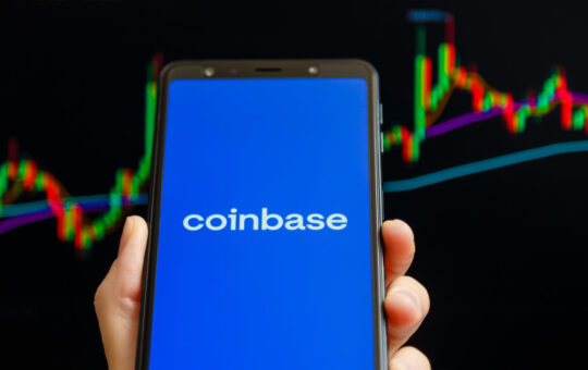 Coinbase Makes Changes to Services in Canada, Japan, Singapore to Comply With Local Crypto Regulations