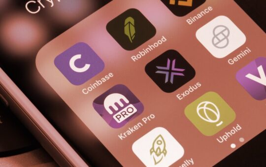Coinbase and Robinhood Shares Slide After Goldman Predicts Low Q1 Earnings