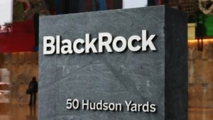 Blackrock’s Bitcoin Fund Tops 500,000 BTC as US ETFs Draw $353M in Inflows