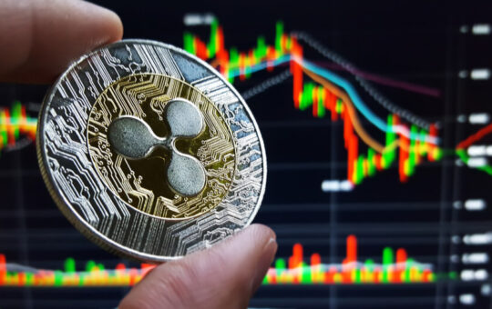 Market analysis hit at XRP and Solana dip, Dogizen could be a safe haven